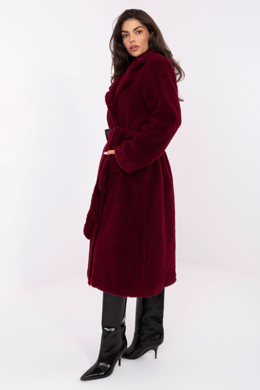 Ilgas raudonas paltas