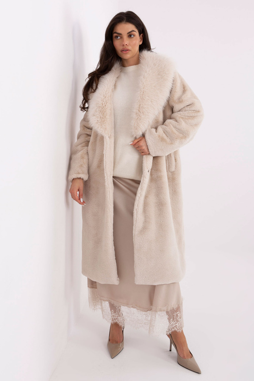 Paltas šviesiai smėlio spalvos