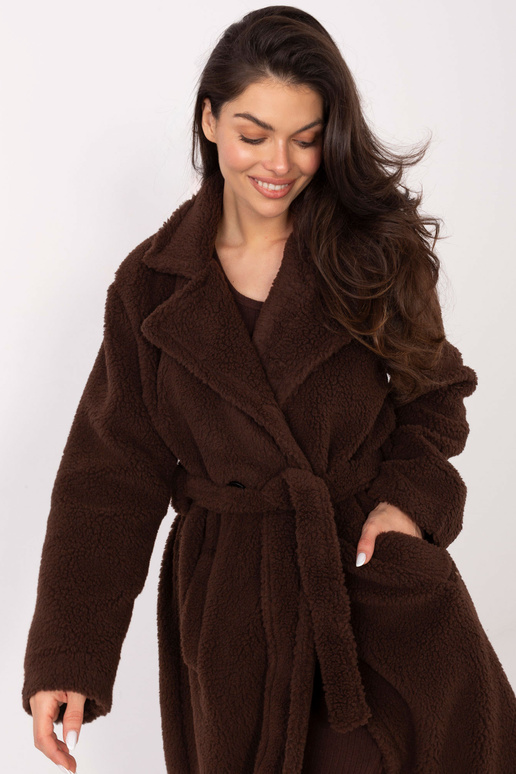 Paltas tamsiai rudas