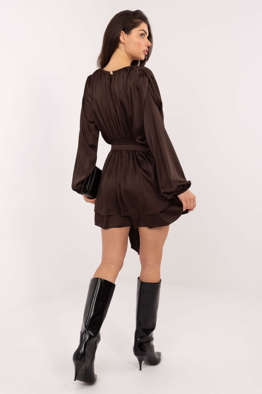 Kombinezonas tamsiai rudas