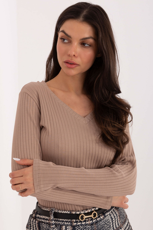 Tamsiai smėlio spalvos palaidinė