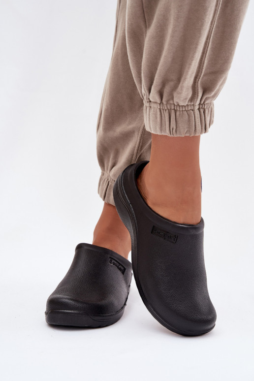  Šlepetės   Juodos spalvos Parissa