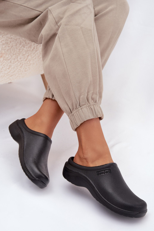  Šlepetės   Juodos spalvos Parissa