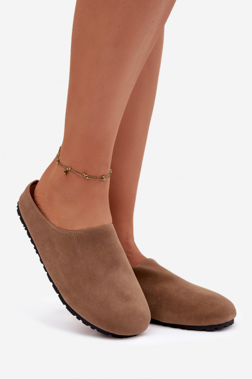 Šlepetės  Z iš eko zomšosu chaki spalvos Kalvess