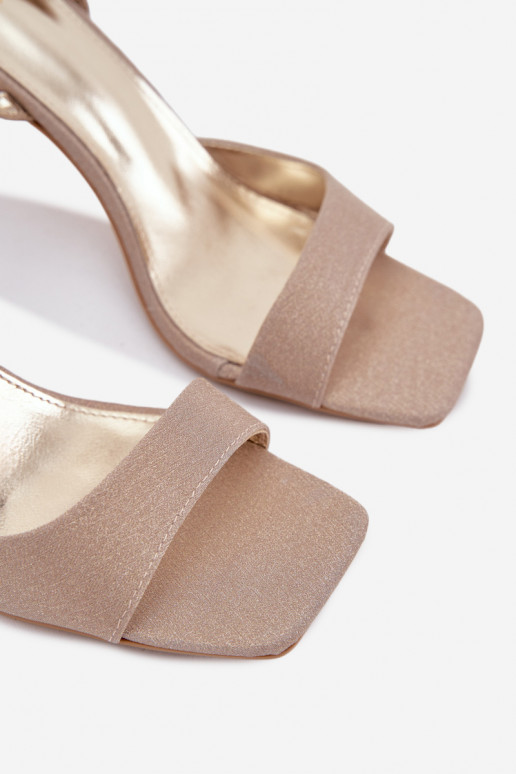 Moteriškos basutės su plonais kulniukais su blizgesiu aukso spalvos Brisora