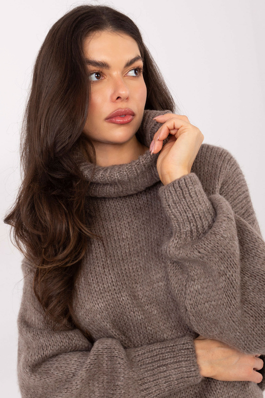 Megztinis tamsiai smėlio spalvos