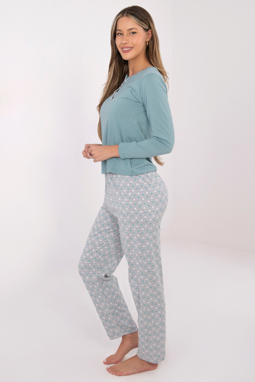 Pižama du su žaliais akcentais