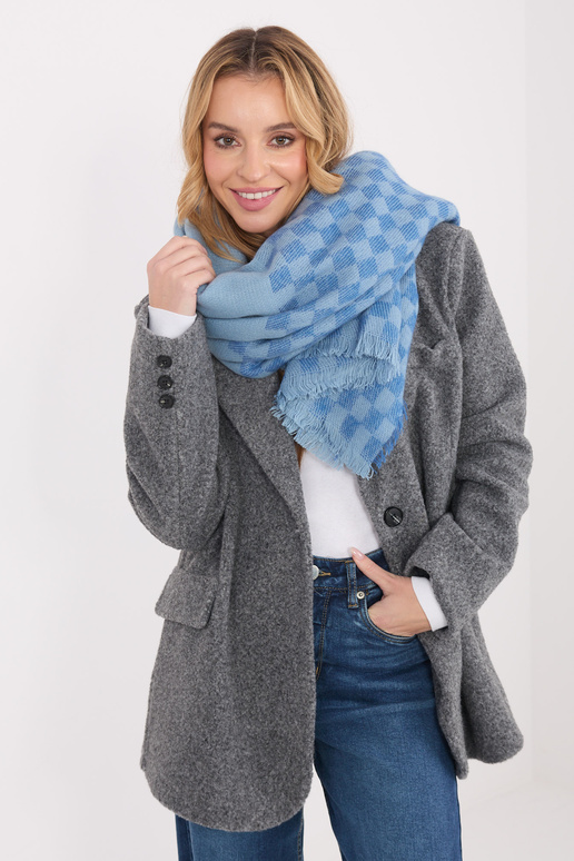 Šviesiai mėlynas šalikas