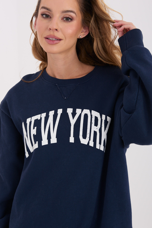 Mėlynas megztinis su gobtuvu