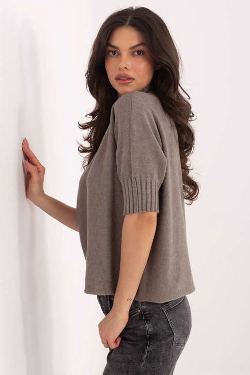 Megztinis tamsiai smėlio spalvos