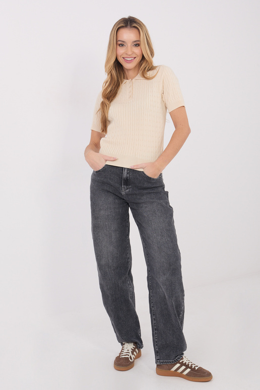 Megztinis šviesiai smėlio spalvos