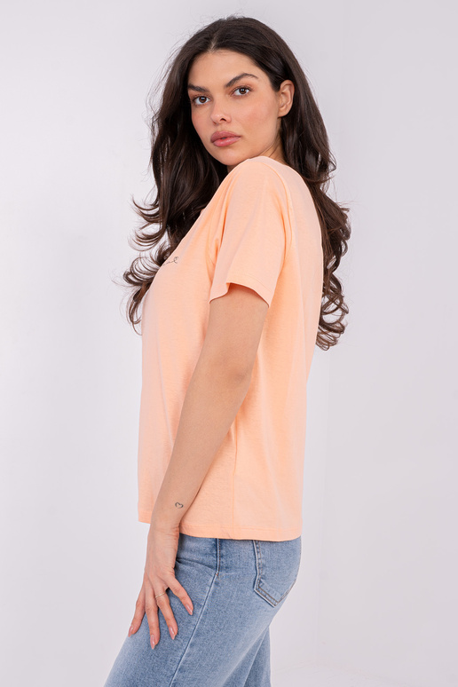 Marškinėliai persikų spalvos