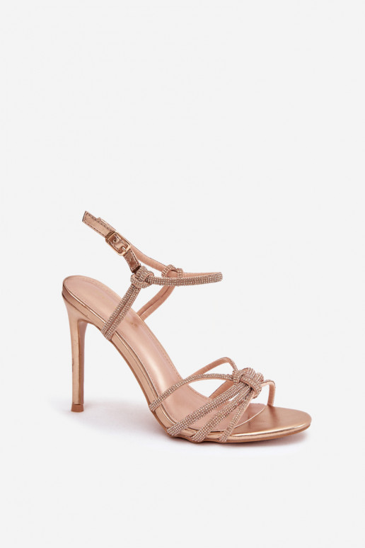 Moteriškos basutės su plonais kulniukais su juostelėmis  Szampańskie Tanelle