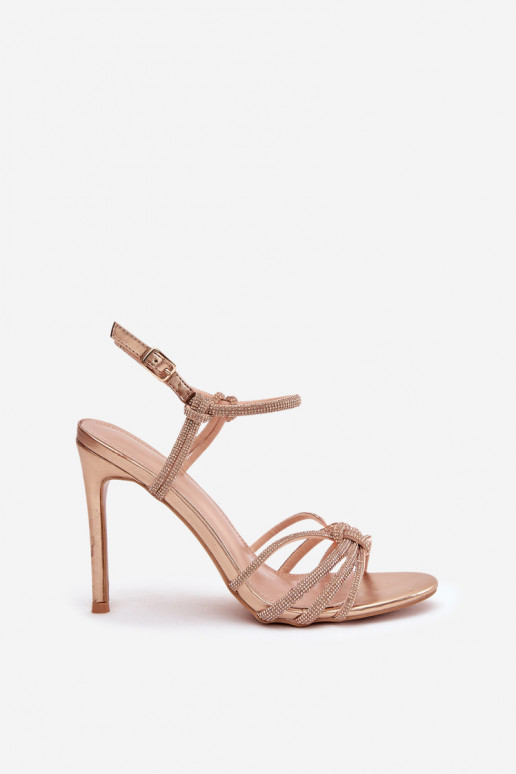 Moteriškos basutės su plonais kulniukais su juostelėmis  Szampańskie Tanelle