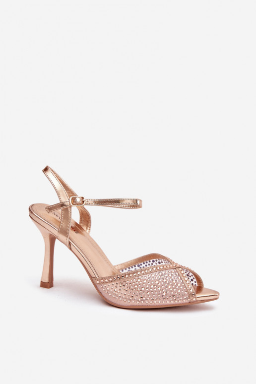 Moteriškos basutės su plonais kulniukais  Szampańskie Peloria