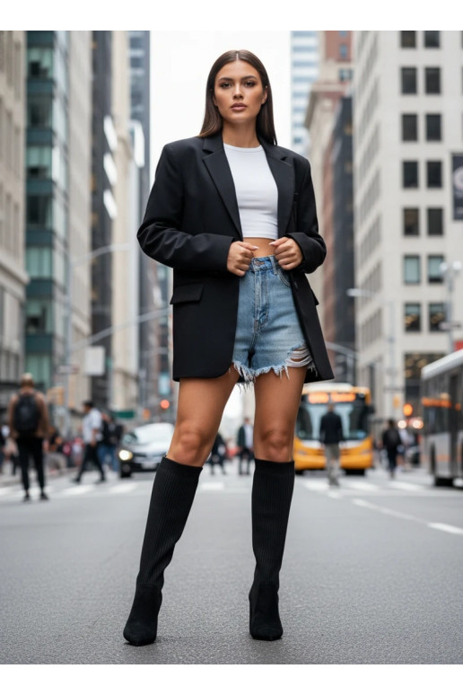 Juodi moteriški ilgaauliai batai su kulniukais Yserine