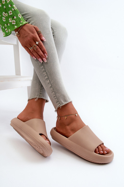  Lengvos šlepetės su masyviu padu smėlio spalvos Querceria