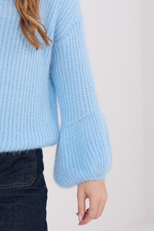 Megztinis šviesiai mėlynas