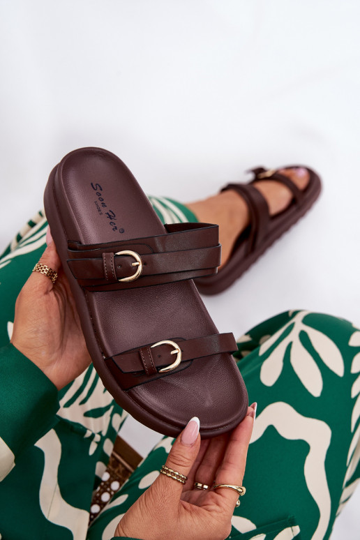 Moteriškos šlepetės su platforma Ze aukso spalvosmi su sagtimismi rudos spalvos Wernone