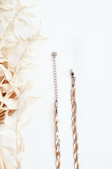 Elegantiškas kaklo papuošalas   2