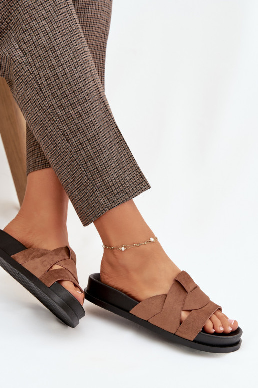 Moteriškos šlepetės iš eko zomšosowe su juostelėmis rudos spalvos Marivessa