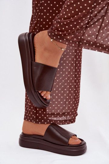 Moteriškos šlepetės su platforma Czekoladowe Tanelisse