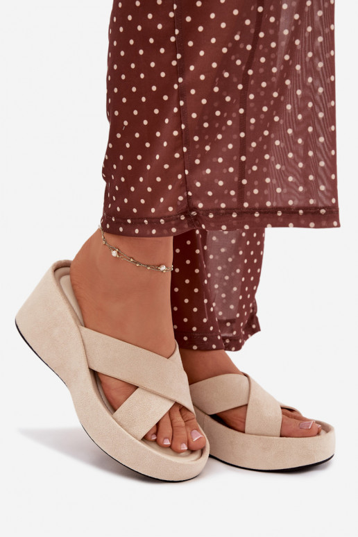 Moteriškos šlepetės  Z iš eko zomšosu smėlio spalvos Calorine