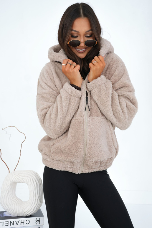 Šviesiai smėlio spalvos bliuzonas