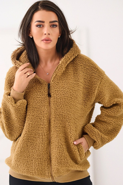 Camelio spalvos bliuzonas