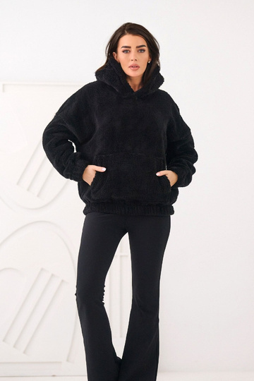 Mėlyna bliuzonė juoda