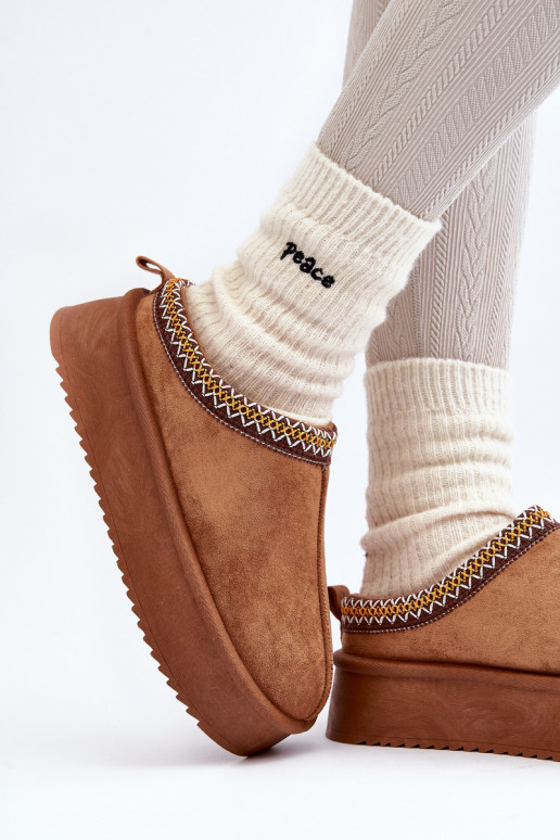 Šlepetės su masyviu padu Z iš eko zomšosu rudos spalvos Sylva