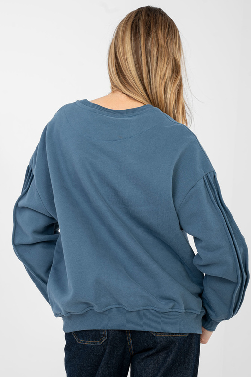 Tamsiai mėlynas džemperis