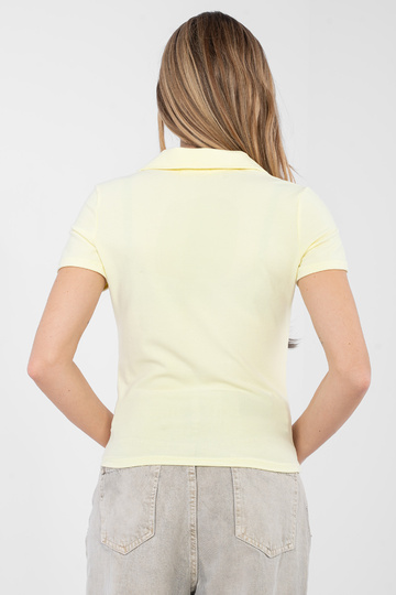 Palaidinė šviesiai geltona