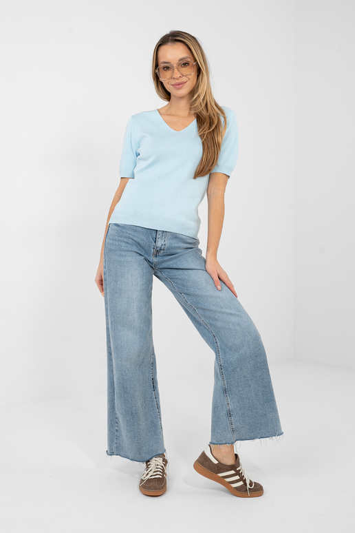 Megztinis šviesiai mėlynas