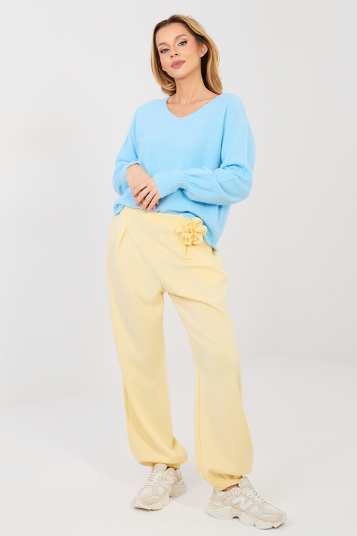 Megztinis šviesiai mėlynas