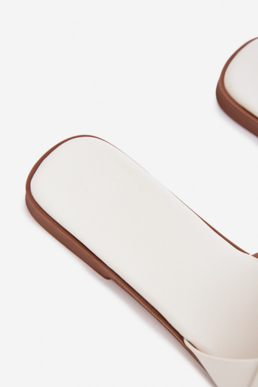 Šlepetės  su juostelėmis baltos spalvos Marissae