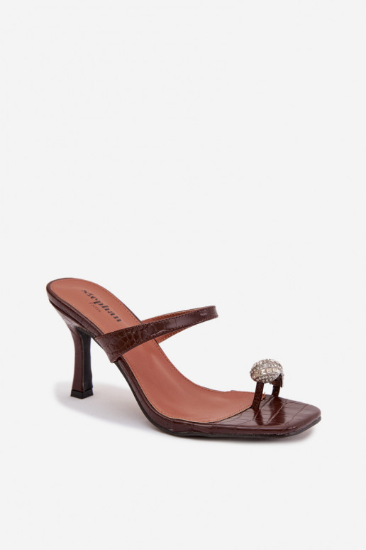 Moteriškos šlepetės su plonais kulniukais  Detalem Czekoladowe Lorissa