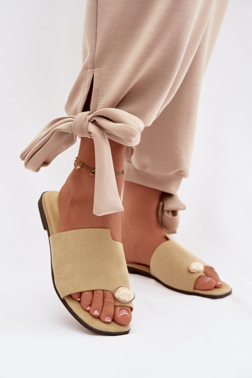 Šlepetės   Detalem iš eko zomšosowe geltonos spalvos Selavine