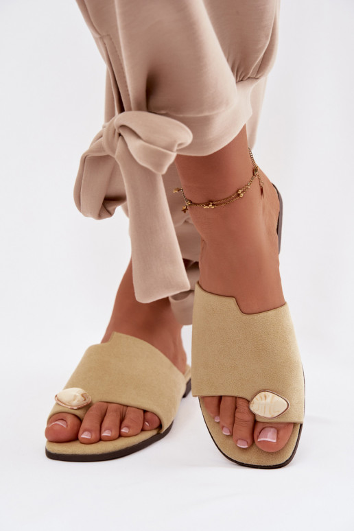 Šlepetės   Detalem iš eko zomšosowe geltonos spalvos Selavine