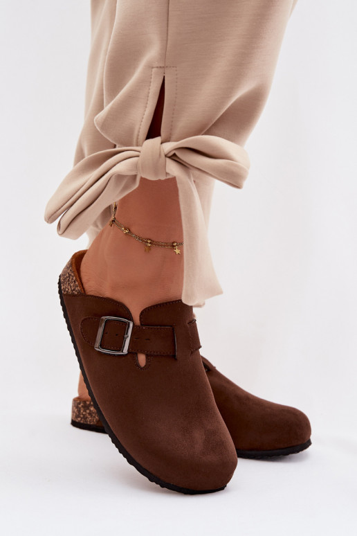 Šlepetės   su sagtimis Czekoladowe Delirisse