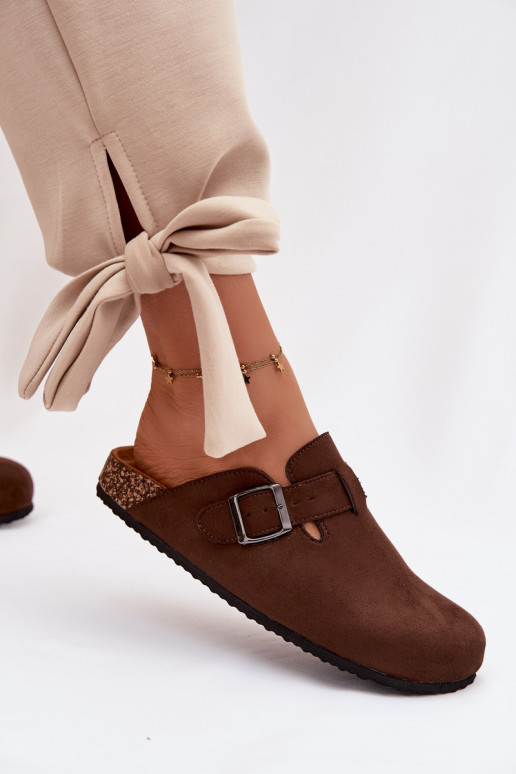 Šlepetės   su sagtimis Czekoladowe Delirisse