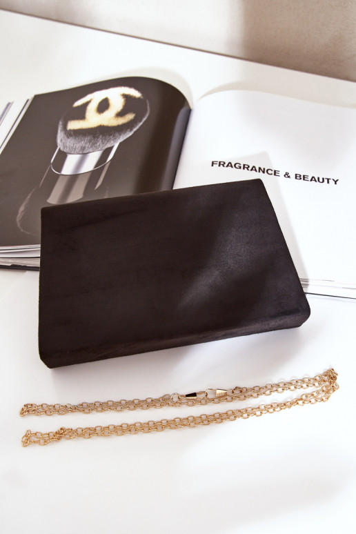 Rankinė voko tipo  su širdelėmism iš eko zomšosowa juoda Evilinas