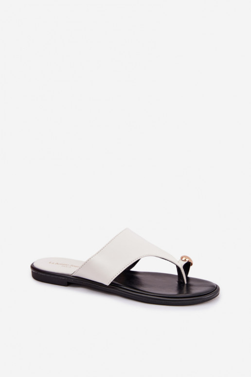 Šlepetės  Eko   Ze aukso spalvosm Detalem baltos spalvos Lavessa