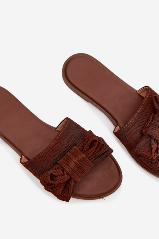 Moteriškos šlepetės su plačiais kulniukais ir kaspinais, rudos spalvos Amivelle