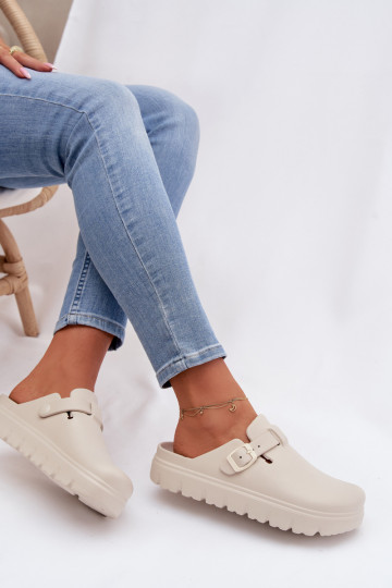  Moteriškos šlepetės su dirželiais I su sagtimis smėlio spalvos Larinie