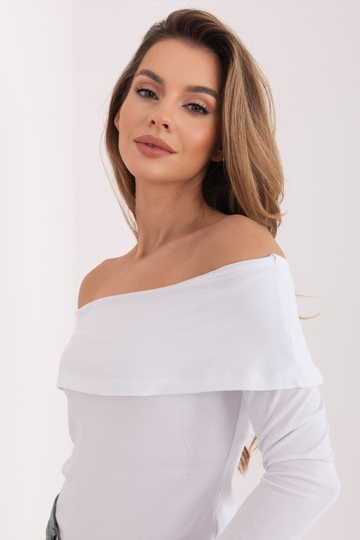 Palaidinė balta