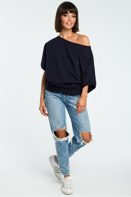 Tamsiai mėlyna oversized palaidinė su apvyniojimo detalėmis
