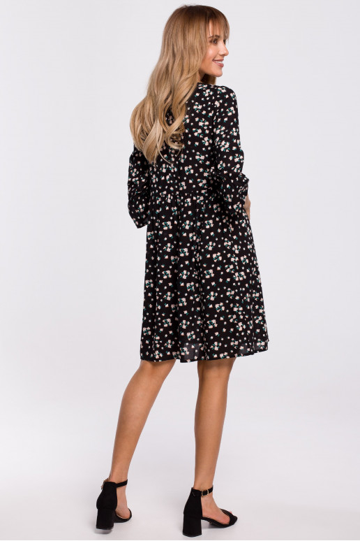 Suknelė su raukiniais rankovėse - modelis 8