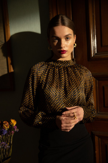 Šifoninė palaidinė su raišteliu nugaroje - modelis 3