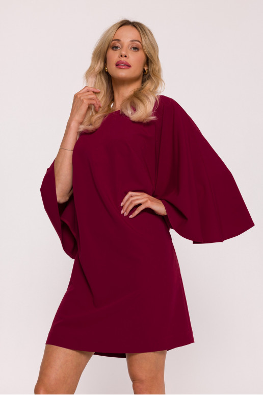 Bordo spalvos mini suknelė su šikšnosparnio rankovėmis